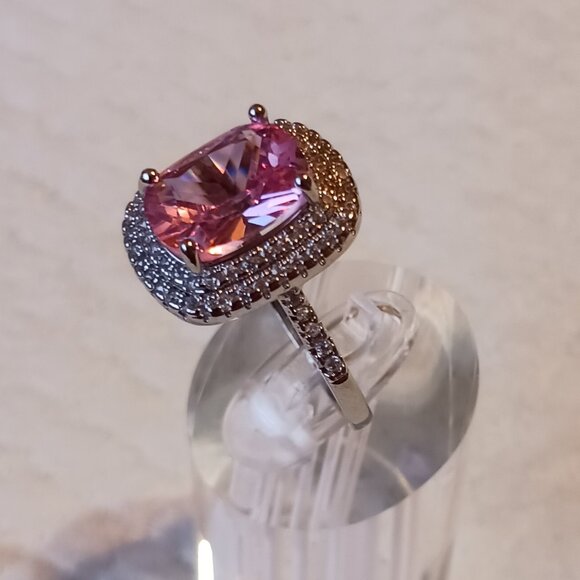 Silver Fashion Statement Halo Pink Tourmaline CZ Ring Size 8.5 NWOT - Picture 4 of 16